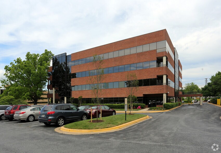 More Photos Of 12800 Middlebrook Rd, Germantown Office For Sale