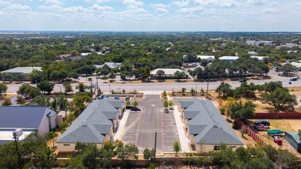 More Photos Of 701 Crystal Falls Pky, Leander Office For Sale