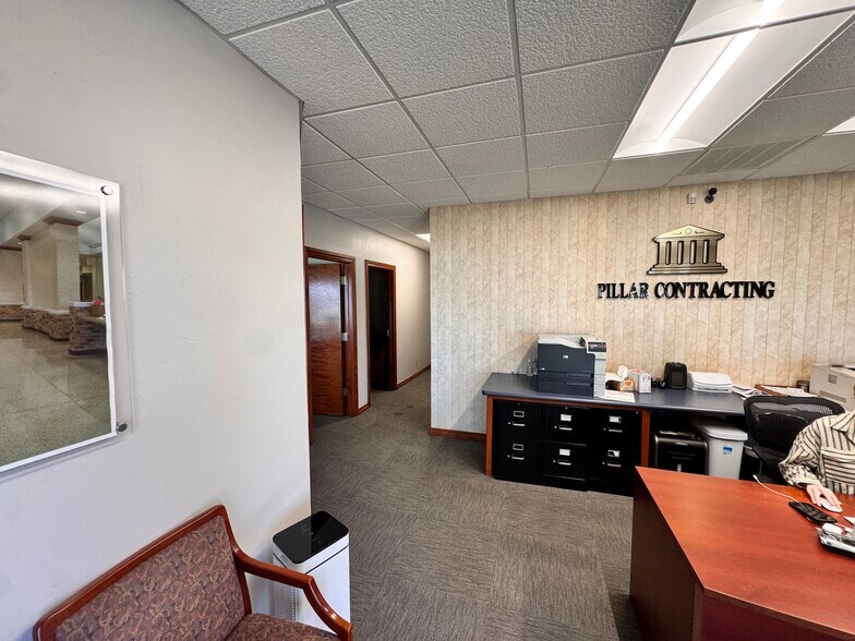 More Photos Of 7408 NW 85th St, Oklahoma City Warehouse For Lease