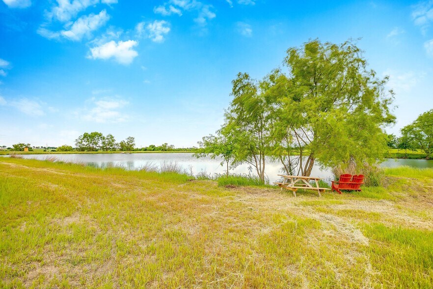 More Photos Of 2848 TX-81, Itasca Land For Sale