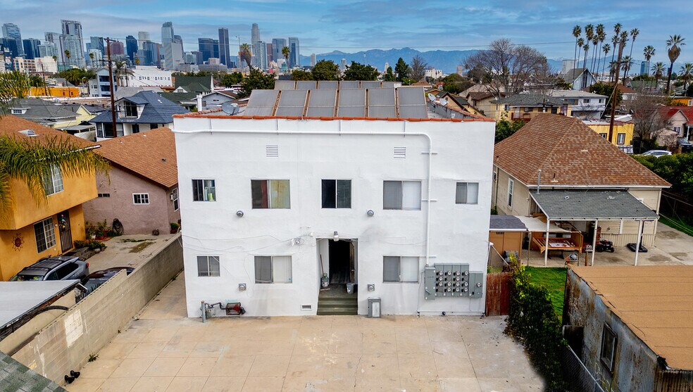 More Photos Of 440 E 27th St, Los Angeles Apartments For Sale