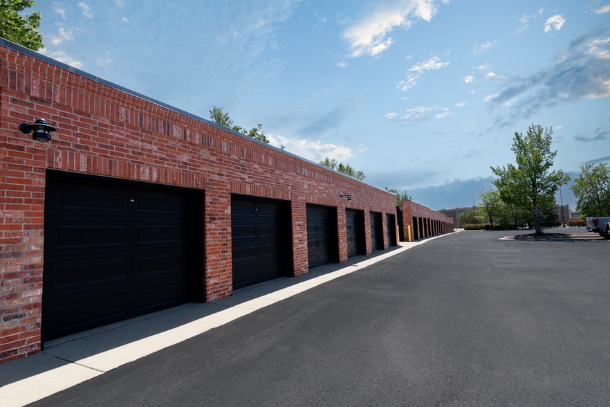 More Photos Of 2005 W Chesterfield Blvd, Springfield Apartments For Lease