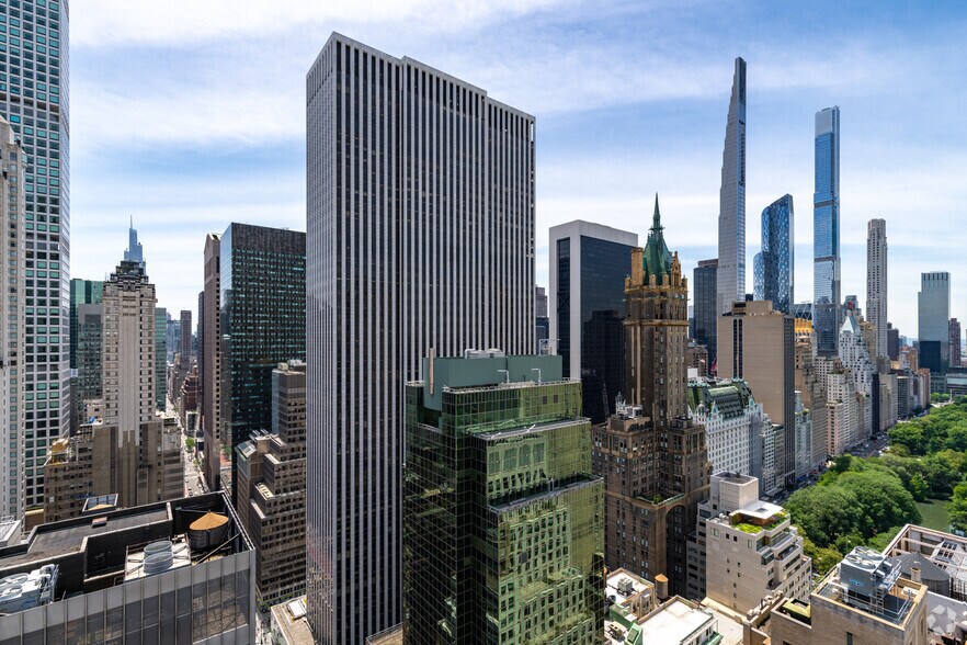 More Photos Of 667 Madison Ave, New York Medical For Lease