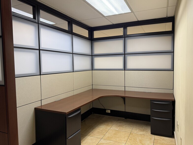 More Photos Of 15255 NW 82nd Ave, Miami Lakes General Retail For Lease