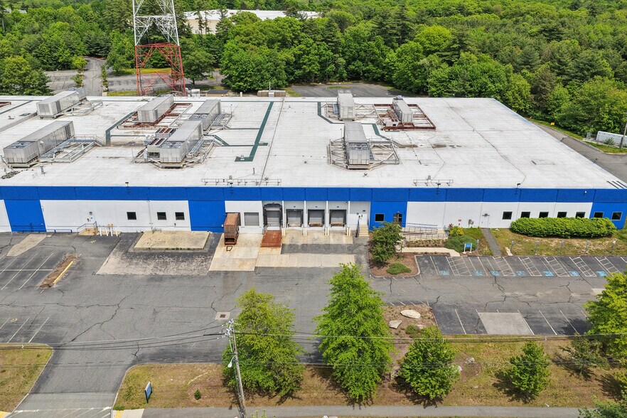 More Photos Of 32 Coslin Dr, Southborough Research And Development For Lease
