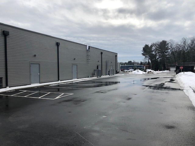 More Photos Of 212 Southampton Rd, Westfield Freestanding For Lease