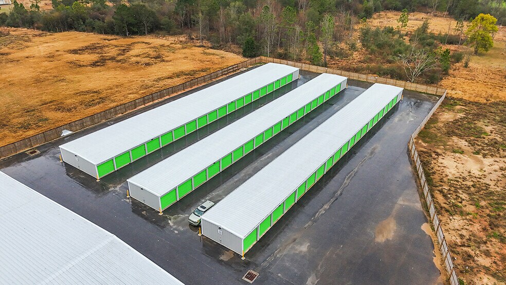 More Photos Of 11967 Airport Blvd, Mobile Self Storage For Sale