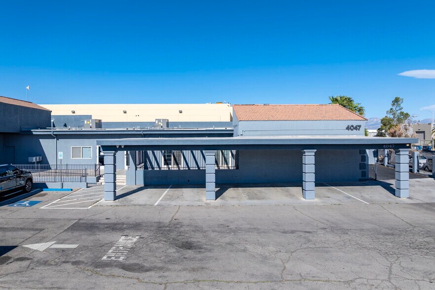 More Photos Of 4023 Ponderosa Way, Las Vegas Industrial For Sale