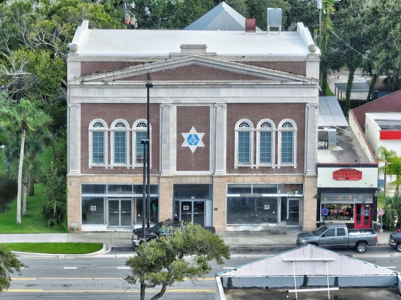 More Photos Of 135 Orange Ave, Daytona Beach Storefront For Sale
