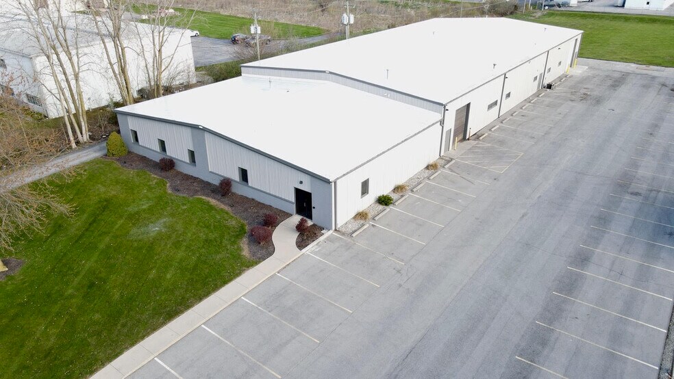 Primary Photo Of 7007 Trafalgar St, Fort Wayne Light Manufacturing For Sale