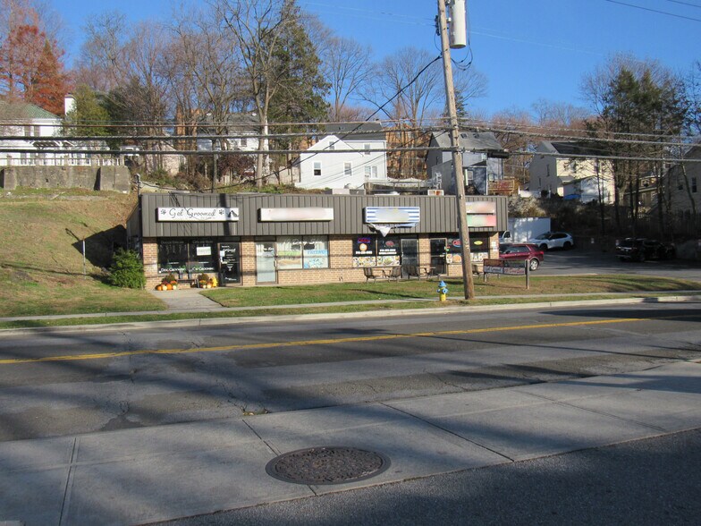 More Photos Of 192-196 N Highland Ave, Ossining Storefront For Lease