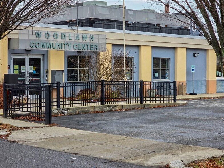 More Photos Of 210 West Ave, Pawtucket Office For Sale