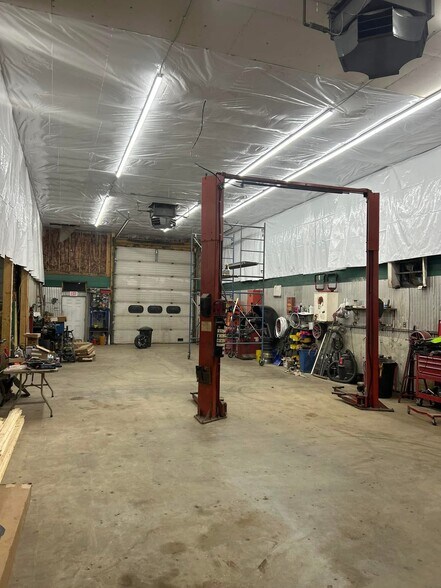 More Photos Of US Route 1 Atlantic Highway, Edgecomb Light Manufacturing For Sale