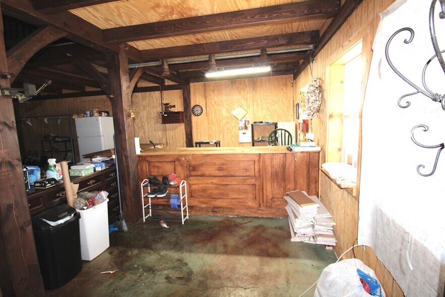 More Photos Of 3768 Private Road 1271, Willow Springs Industrial For Sale