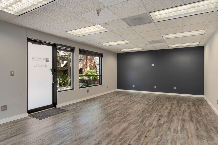 More Photos Of 724 Whalers Way, Fort Collins Office For Lease