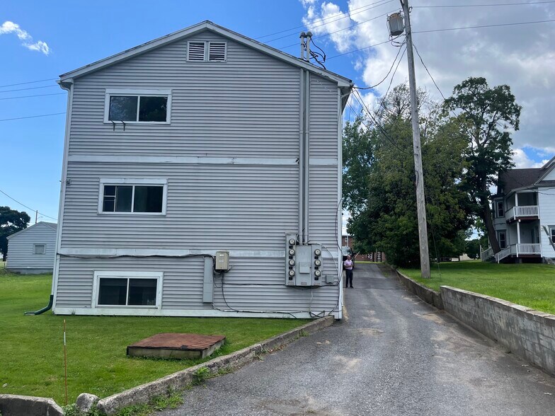 More Photos Of 80 Broad St, Plattsburgh Specialty For Sale