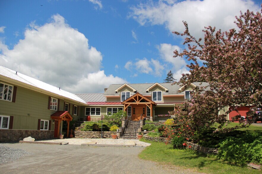 More Photos Of 106 Smith Rd, Wilmington Hospitality For Sale