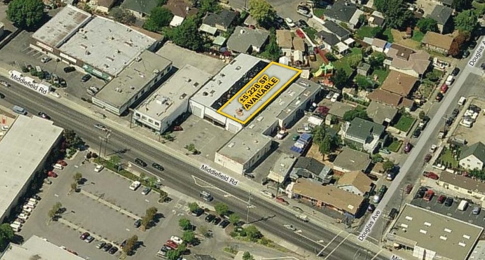 More Photos Of 2565-2569 Middlefield Rd, Redwood City Warehouse For Lease