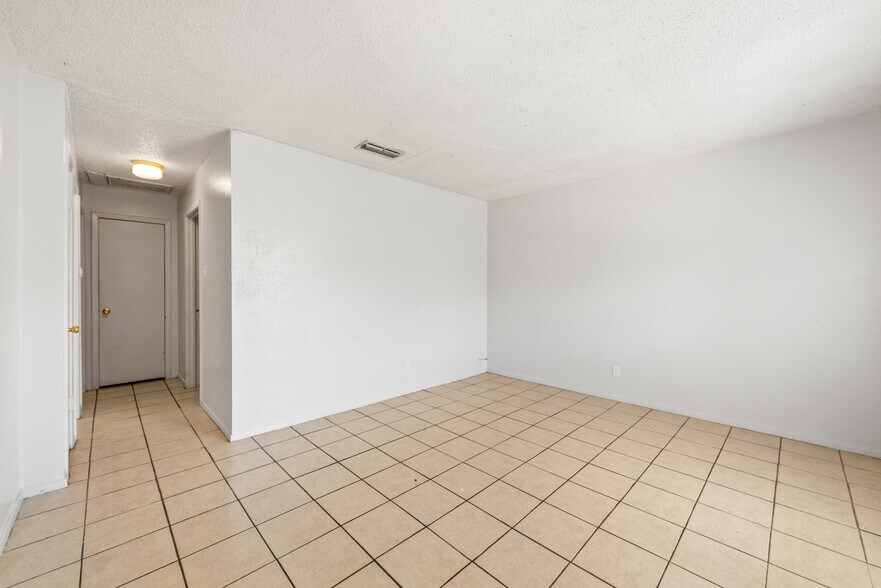 More Photos Of 2314 Andover Dr, Killeen Apartments For Sale