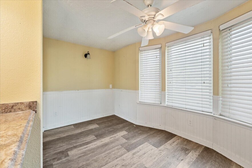 More Photos Of 3427 Old Richardson Hwy, North Pole Warehouse For Sale