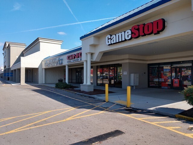 More Photos Of 6719-6741 Clinton Hwy, Knoxville Unknown For Lease