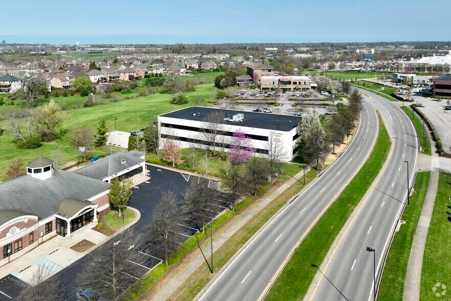 More Photos Of 2517 Sir Barton Way, Lexington Office For Lease