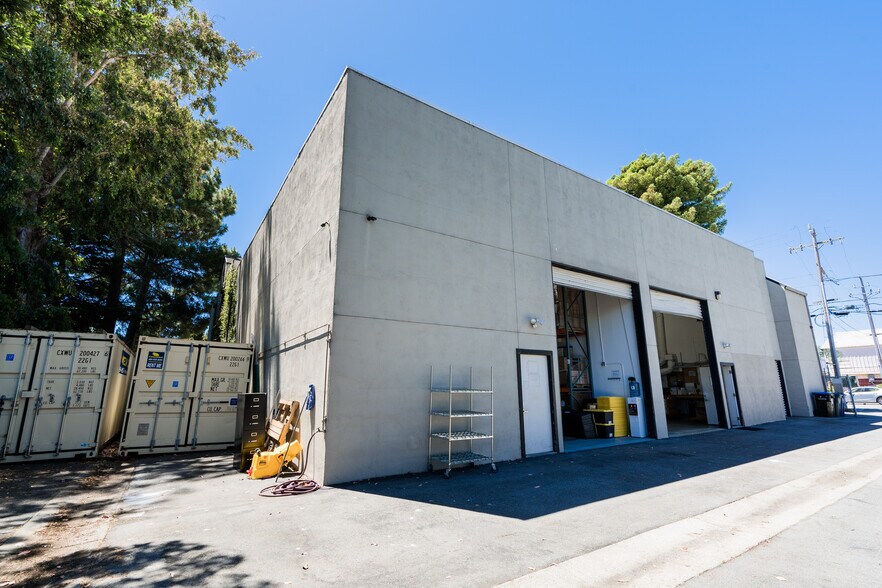 More Photos Of 401 Ingalls St, Santa Cruz Service For Sale