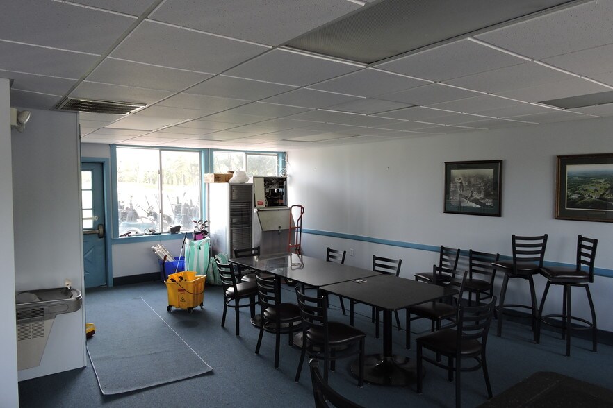 More Photos Of 6722 State Route 31, Cicero Golf Course Driving Range For Sale