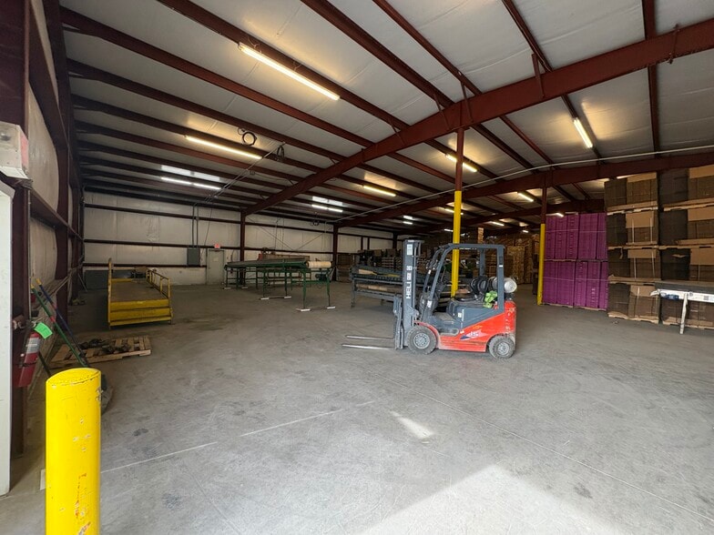 More Photos Of 11375 US-701 Hwy, Elizabethtown Refrigeration Cold Storage For Sale