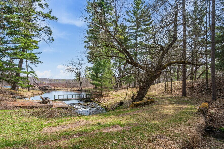 More Photos Of 1098 340th Ave, Frederic Specialty For Sale
