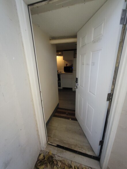 More Photos Of 1458 W 32nd St, Indianapolis Apartments For Sale