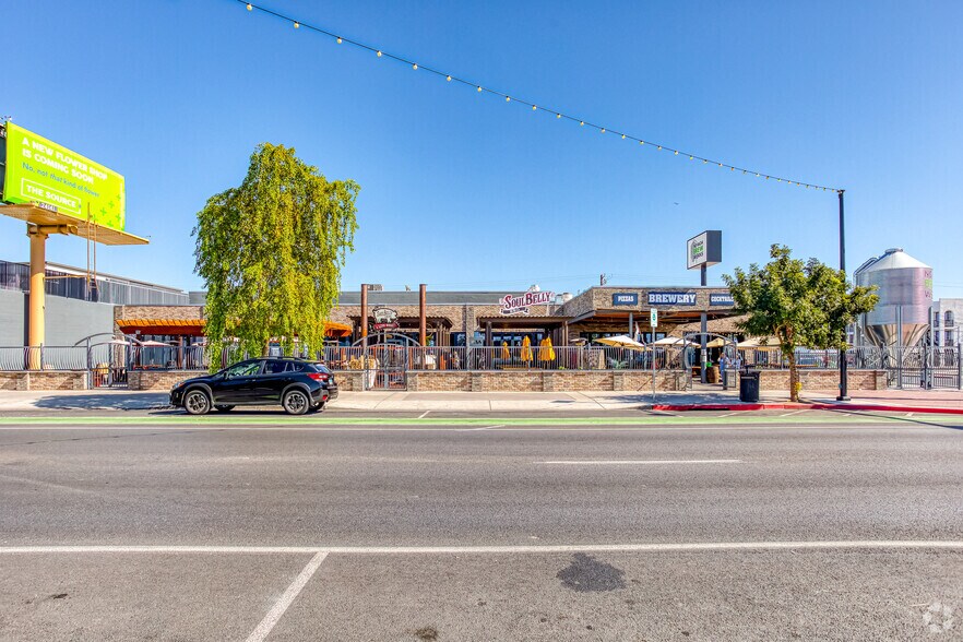More Photos Of 1327 S Main St, Las Vegas Restaurant For Lease