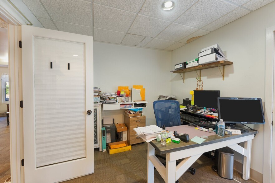 More Photos Of 4372 Post Rd, East Greenwich Office Residential For Sale