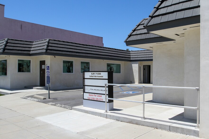 More Photos Of 2207-2211 W Torrance Blvd, Torrance Loft Creative Space For Lease