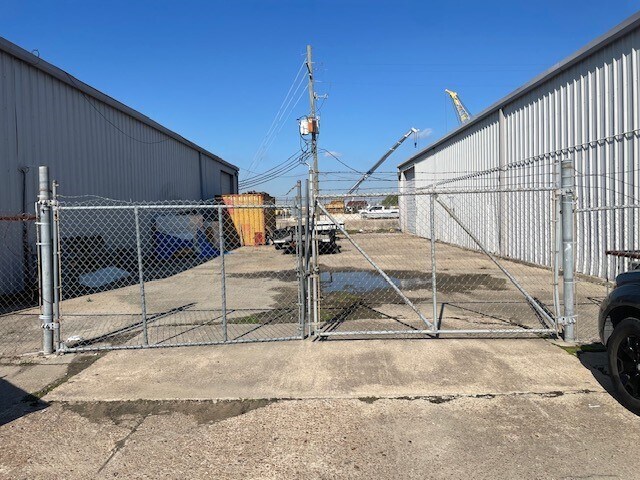 More Photos Of 14041 Chrisman Rd, Houston Unknown For Lease