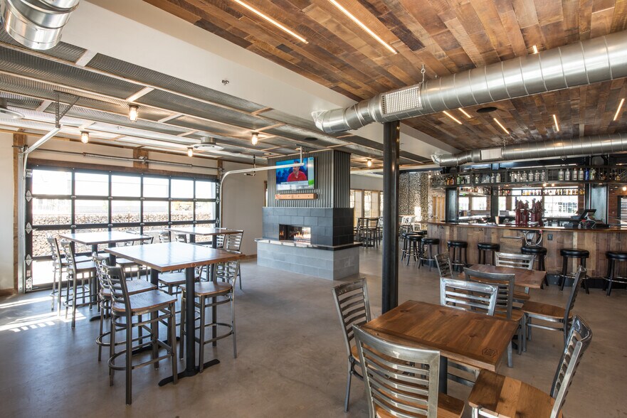More Photos Of 3147 Bluestem Dr, West Fargo Restaurant For Sale