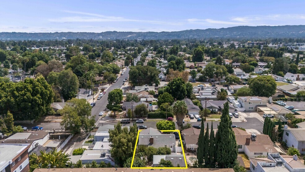 More Photos Of 15907 Enadia Way, Van Nuys Apartments For Sale