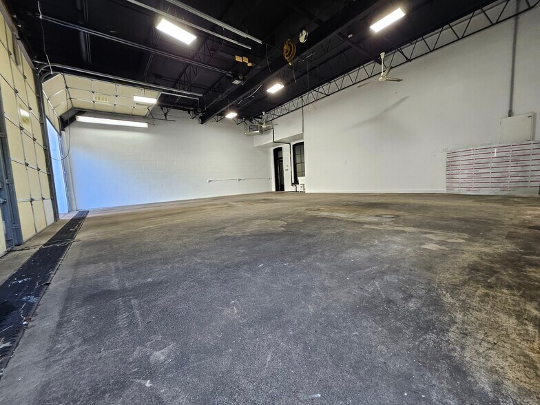 More Photos Of 312 Brodhead Ave, Bethlehem Storefront Retail Residential For Lease