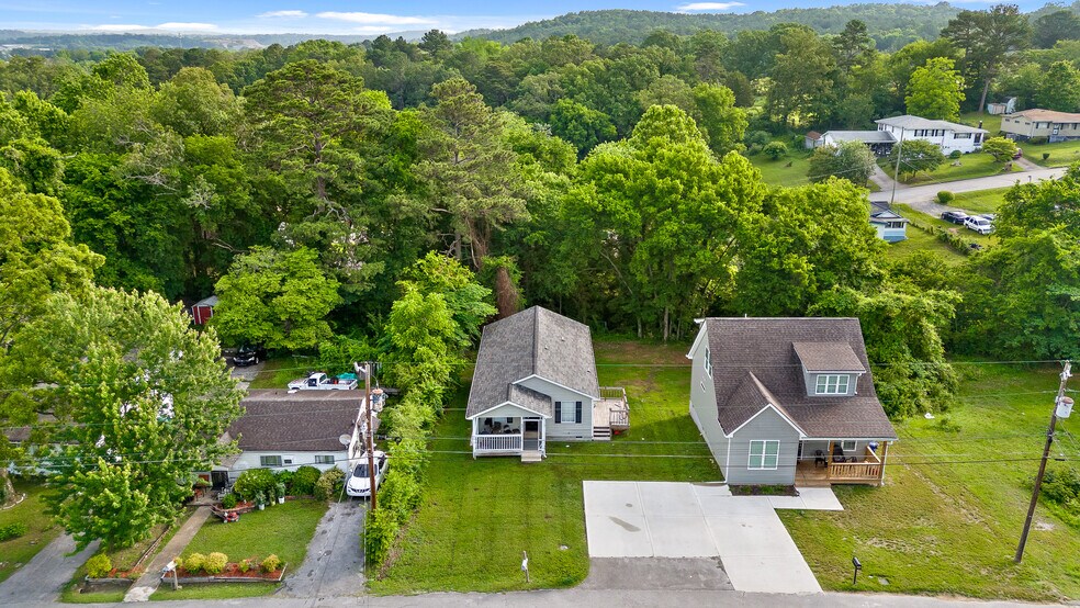 More Photos Of , Chattanooga Specialty For Sale