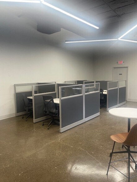 More Photos Of 1025 Goodale Blvd, Columbus Warehouse For Lease