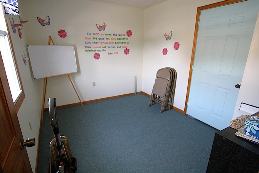 More Photos Of 3141 S Vassar Rd, Davison Religious Facility For Sale