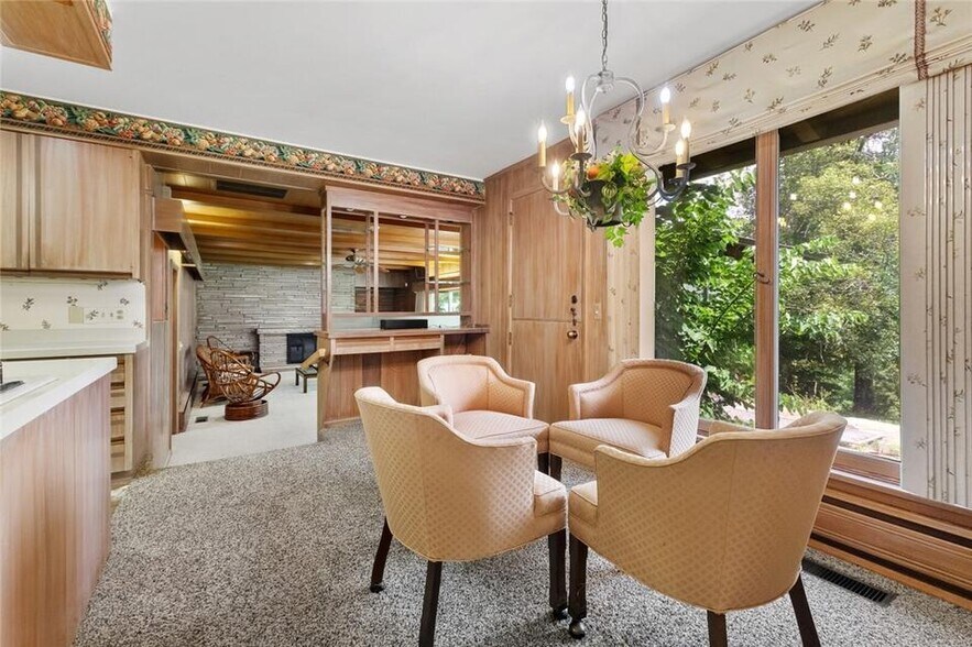 More Photos Of 1051 Peterson Dr, Decatur Specialty For Sale
