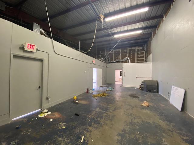 More Photos Of 9700 Almeda Genoa Rd, Houston Flex For Lease