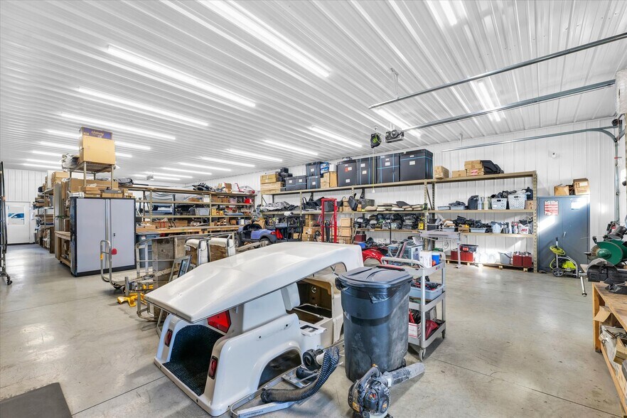 More Photos Of 109 Front St, Mansfield Industrial For Sale