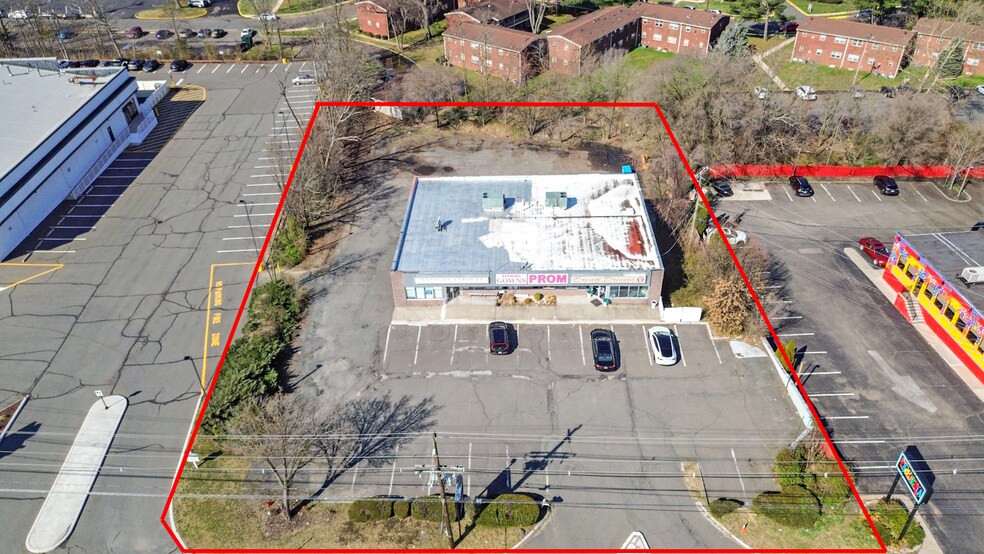 More Photos Of 3058-3062 US-9 Hwy, Old Bridge Storefront For Sale