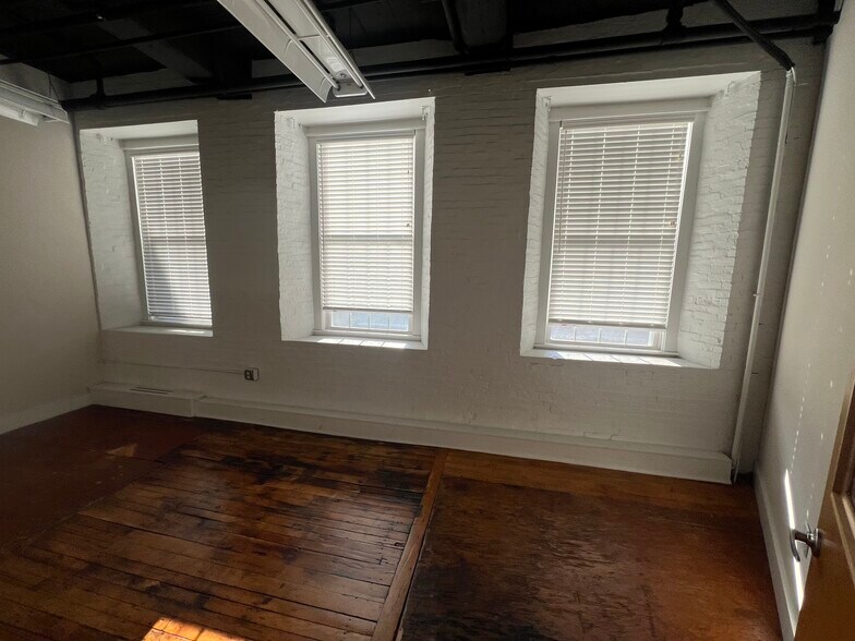 More Photos Of 2 Main St, Biddeford Unknown For Lease