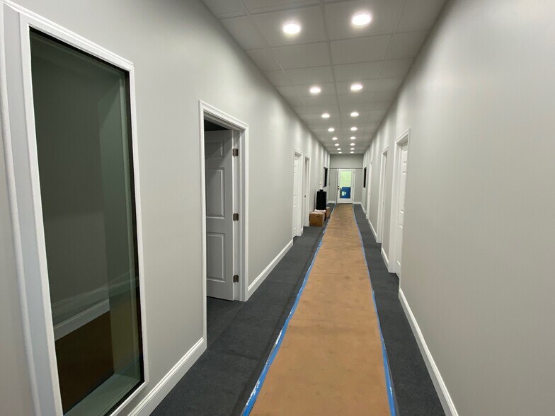 More Photos Of 164 Seneca Rd, Lehighton Warehouse For Lease