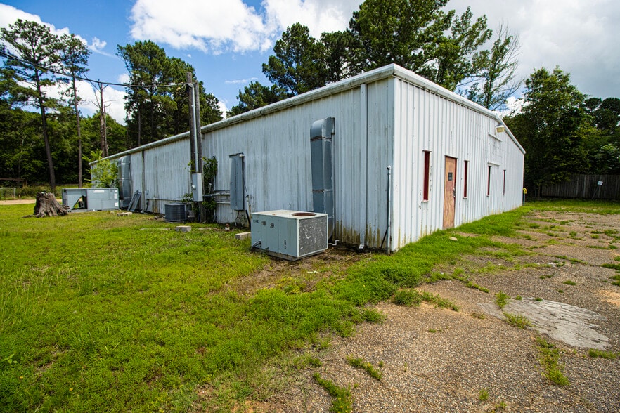 More Photos Of 6817 TX-42, Kilgore Land For Sale