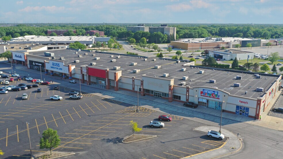 More Photos Of 500 River Oaks West Rd, Calumet City Unknown For Lease