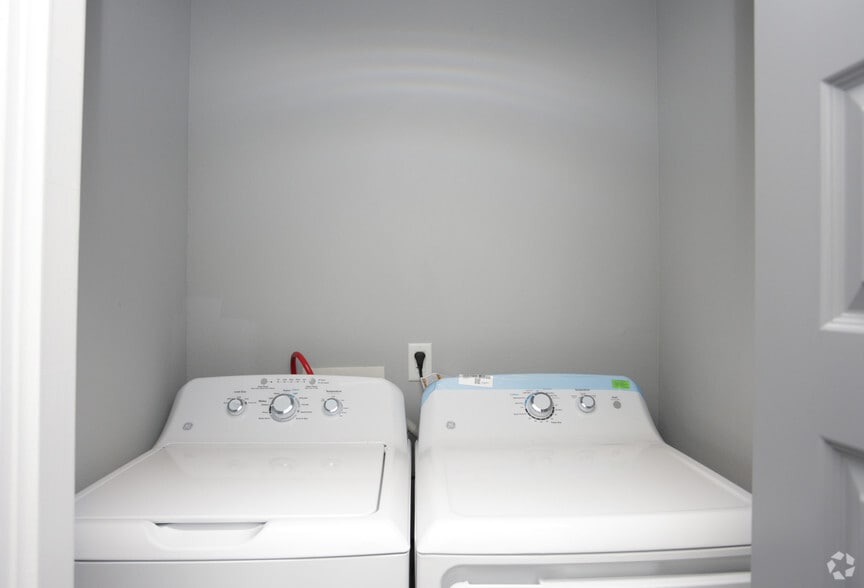 More Photos Of 2604 Avenue K, Bay City Apartments For Sale